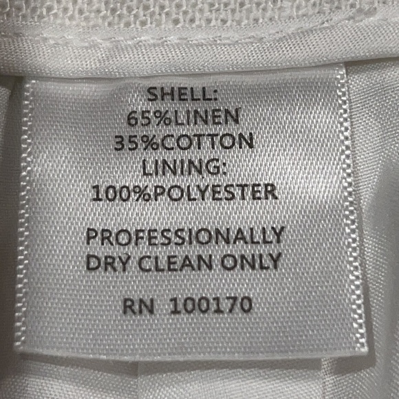 Cynthia Rowley size 8 white linen blend shorts scalloped edges zips up side NWT - Picture 9 of 12